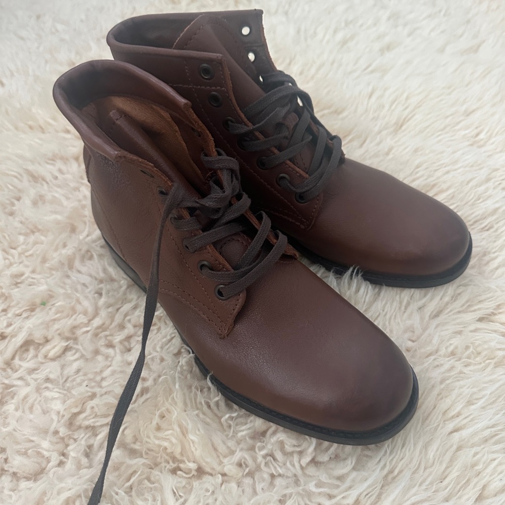 FRYE Brown Leather Combat Boots
